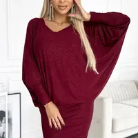 Netopýří šaty s výstřihem Numoco