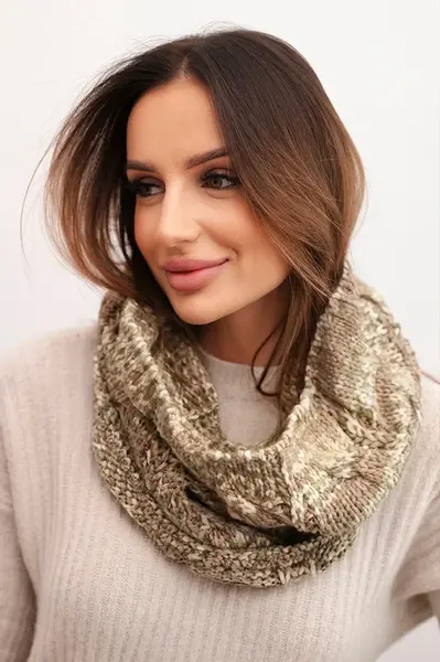 Dámská zimní šála z vlněné směsi