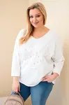 Plus size dámska blúzka s V-výstrihom biela