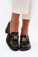 Dámske poltopánky s opätkom a zlatým detailom