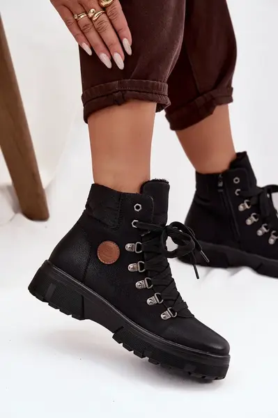 Dámske členkové trappers na platforme