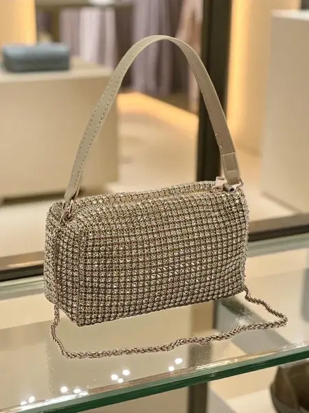 Listová kabelka s krychlovými zirkony