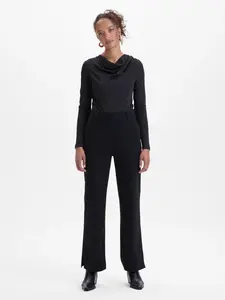 Černé dámské rovné kalhoty ORSAY