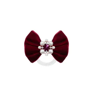 Invisibobble BOWTIQUE British Royal Take a Bow gumička do vlasů 1 ks