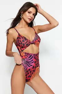 Trendyol Zvířecí Tisk V-Neck Cut Out / Windowed High Leg Plavky