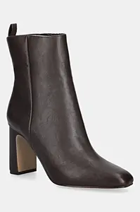Steve Madden  Nízké kozačky  Adelisa