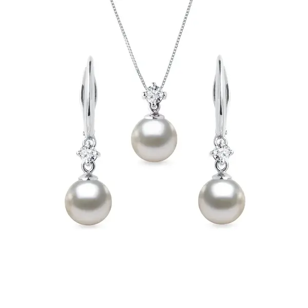 Set šperkov z bieleho zlata s Akoya perlami a diamantmi KLENOTA