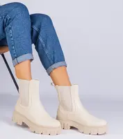 Gemre Beige ankle boots with elastic insert Rolandela