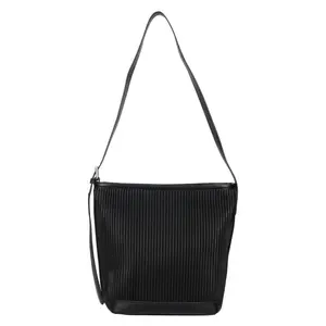 Menšia dámska kabelka Marina Galanti Carlet - čierna