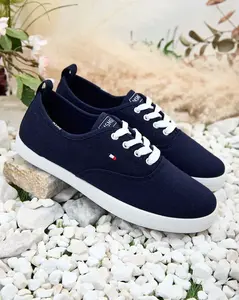 Resti Women's Secilla Sneakers