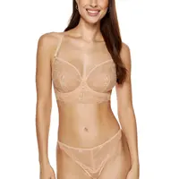 Čipkovaná podprsenka a nohavičky