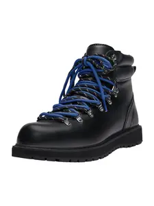 Pull&Bear Šnurovacie čižmy  čierna