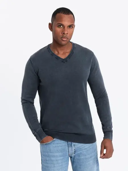 Pánský svetr s výstřihem do V Ombre Washed - námořnická modř