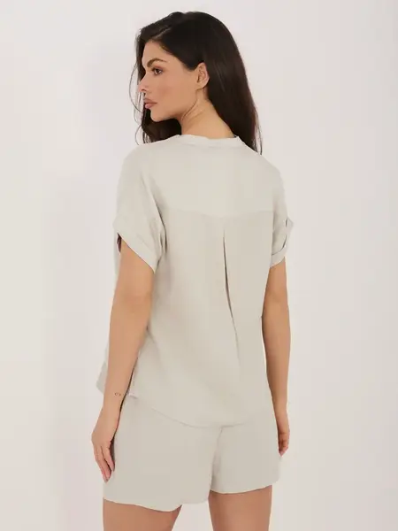 Jasně béžová letní halenka