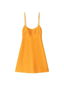 Bershka Letné šaty  oranžová