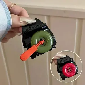 Plastic Claw Hair Clips