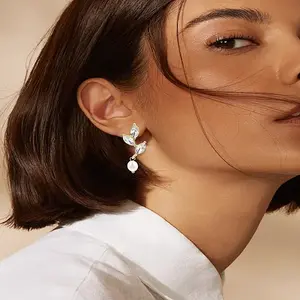 1 Pair Brass Stud Earrings