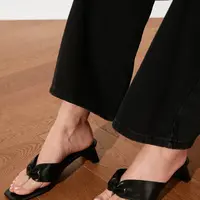 Trendyol Women's Black Flip-Flops Slippers