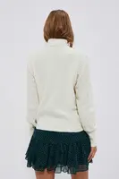 Rolák s geometrickým prošíváním