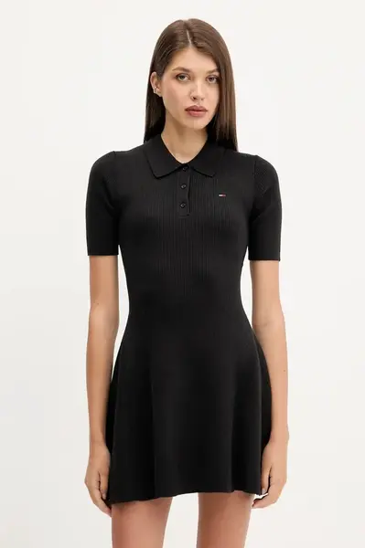 Šaty Tommy Jeans černá barva, mini, DW0DW21471