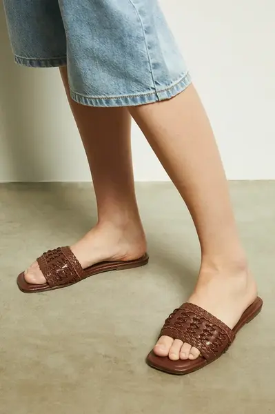 Kožené pantofle Medicine