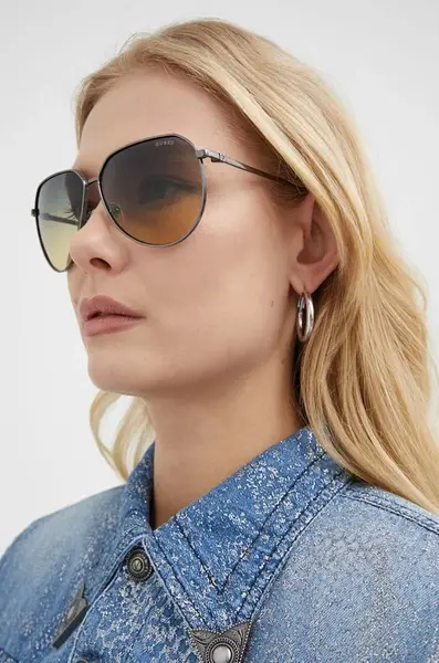 Sluneční brýle Guess