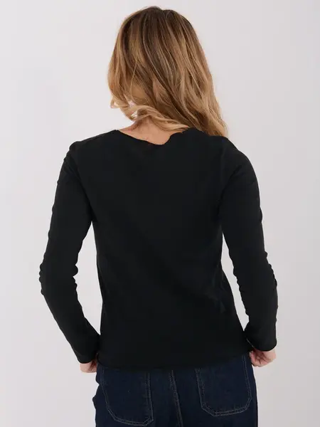 Černá jednobarevná halenka