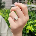 Synthetic Luminous Stone Oval Finger Ring