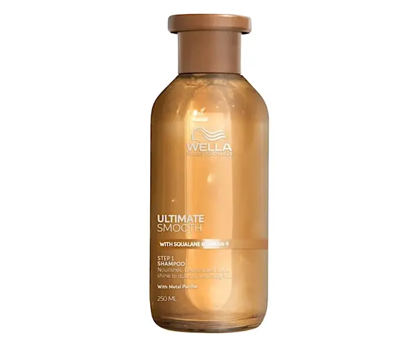 Vyživující šampon pro lesk a hebkost suchých vlasů Wella Professionals Ultimate Smooth Shampoo - 250 ml (99350184429) + dárek zdarma