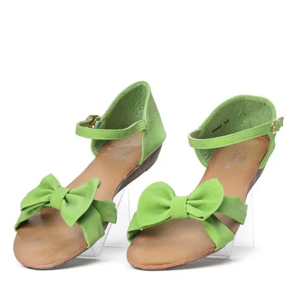 Resti Green sandals on a low heel with a bow Verbinea - Footwear