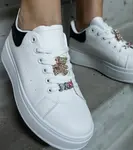 Gemre White platform sneakers decorated with a bear Mavien