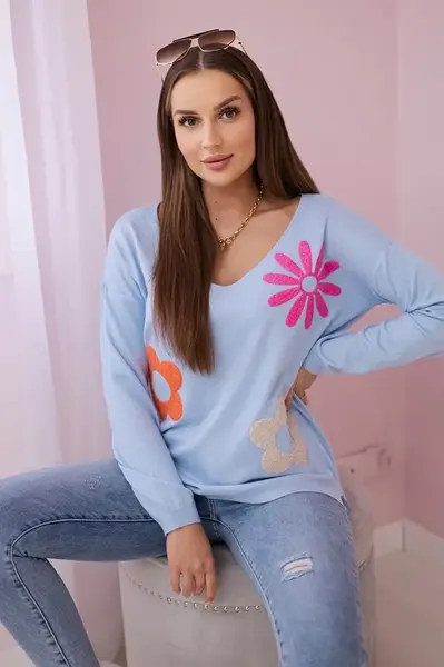 Svetrová halenka s modrým květinovým vzorem