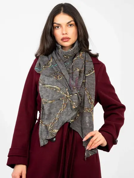 Tmavošedá dámska šatka s potlačou