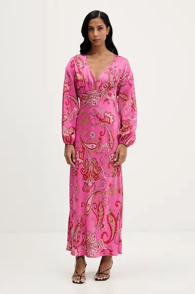 Šaty Never Fully Dressed