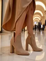 Resti Light brown boots with Alania cut - Footwear