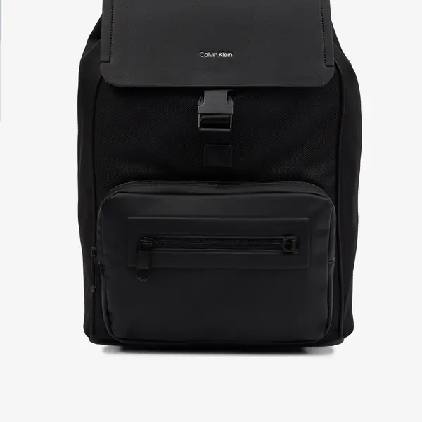 Černý pánský batoh Calvin Klein Elevated Flap BP