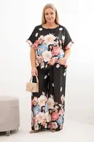 Dámsky plus size set s blúzkou a kvetinovými nohavicami