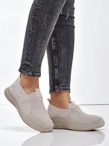 Resti Women's Slip-On Fabric Sports Shoes Serra