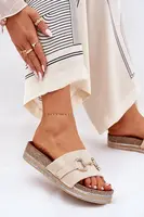 Boto Dámske Platformové Sandaľe So Zlatou Dekoráciou A Trblietkami Béžové Morisela