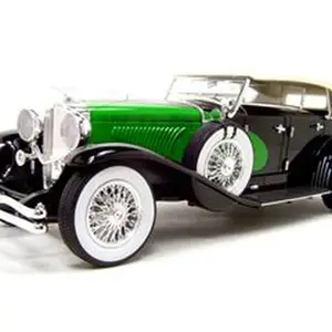 1934 Duesenberg Model J Black and Green with Cream Top 1/18 Diecast Model Car by Signature Models