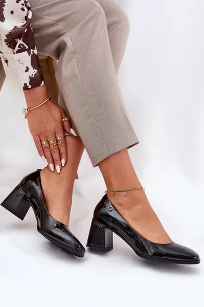 Kožené Lakované Čižmy Na Opätku Vinceza