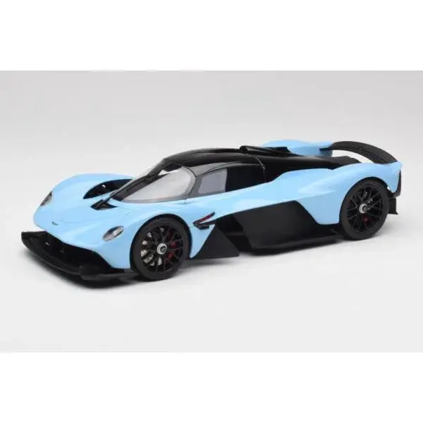 1:18 ASTON MARTIN VALKYRIE MODRÁ 2023