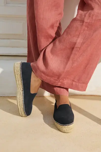Semišové espadrilky Manebi Hamptons Double Sole Espadrilles dámské, černá barva, na platformě, K 1.5 D0