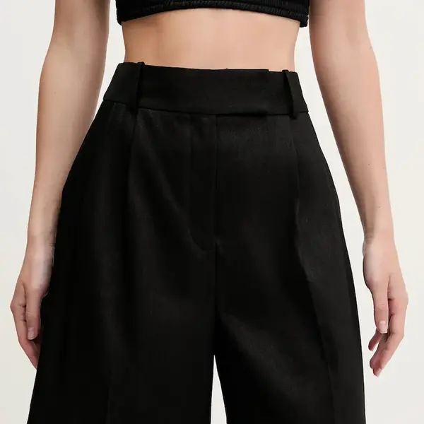 Lněné šortky HUGO