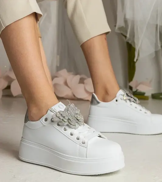 Gemre White-silver sneakers adorned with a butterfly with rhinestones Kariba