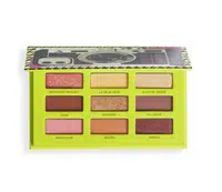 Makeup Revolution Emily In Paris Camera Queen Palette paletka očních stínů 6,3 g