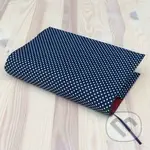 Obal na knihu Puntíky na tmavě modré (velikost M)