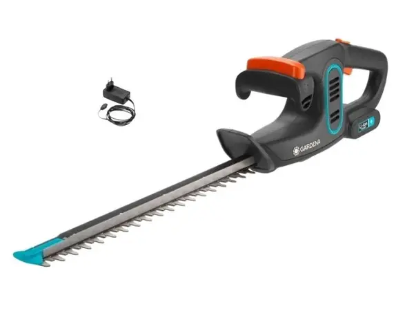 Gardena - 14,4V AKU plotové nůžky 40 cm EasyCut Li, integrovaná baterie, nabíječka 9836-20