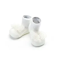 attipas Botičky Royal A20RO White L vel.21,5, 116-125 mm