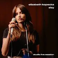 ELIZABETH KOPECKA – Slzy (studio live session)